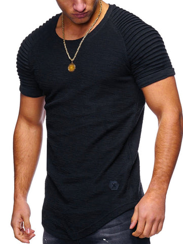 Camiseta con dobladillo curvo y manga plisada